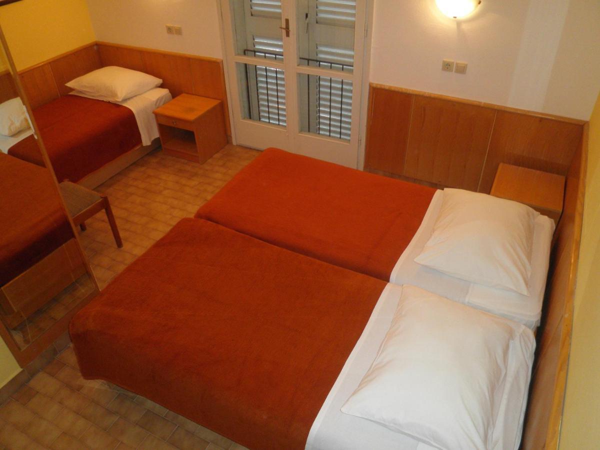 Hotel Zora Pavilions Primošten Εξωτερικό φωτογραφία
